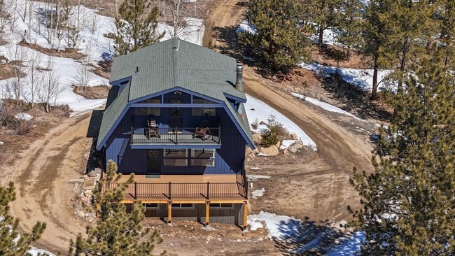 Building Photo - 18850 Fir Dr