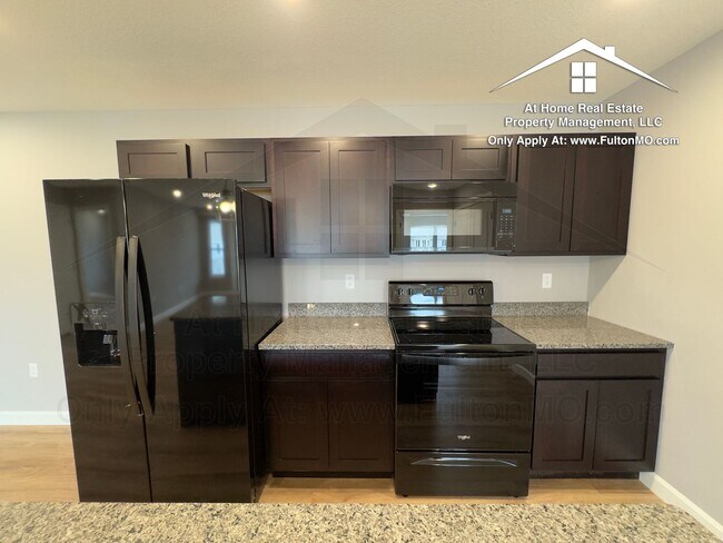 Building Photo - 2610 N Bluff St