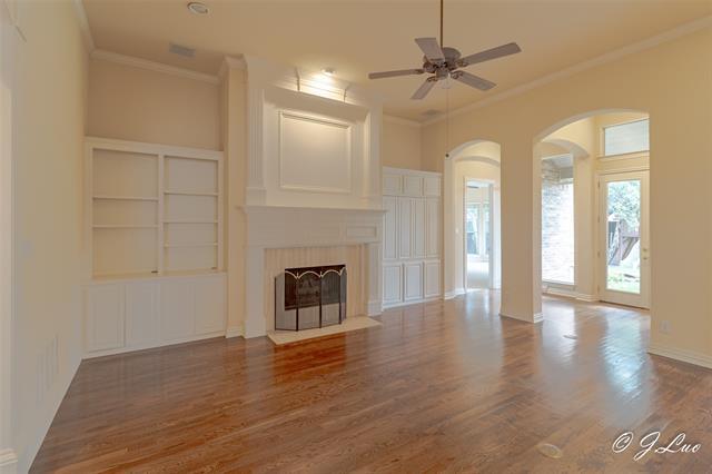 Building Photo - 1053 Sir Lancelot Cir