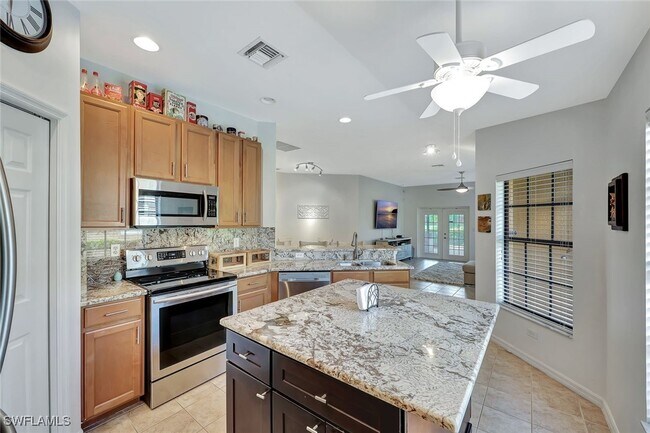 Building Photo - 3737 Pino Vista Way