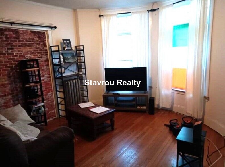 Primary Photo - 1675 Beacon St