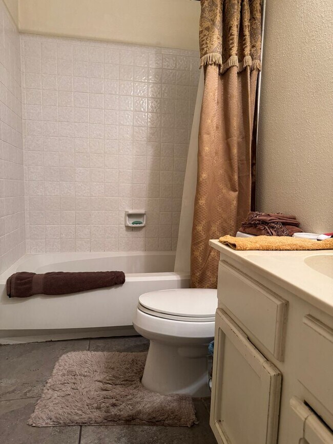 Building Photo - 10022 Wind Burn Trail