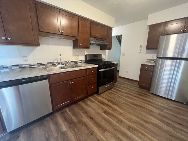 Building Photo - 519-E S Silverwood Lane
