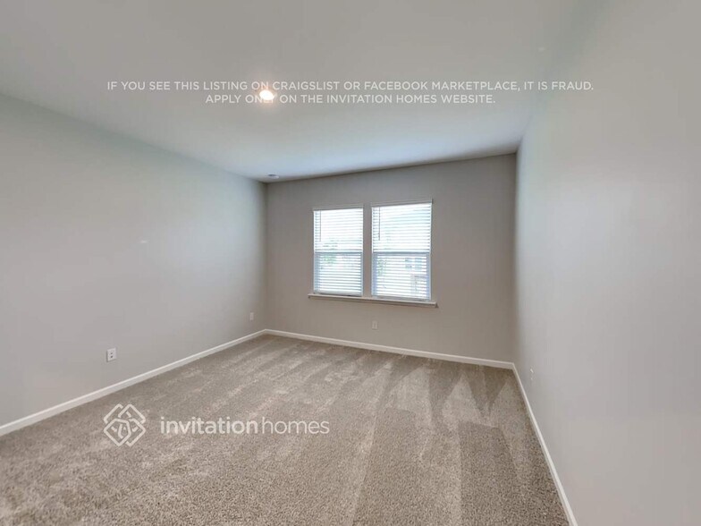 Building Photo - 4074 Ferris Ln