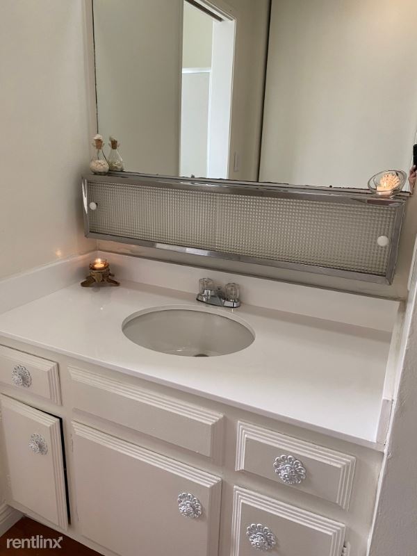 Building Photo - 5858 S Pacific Coast Hwy