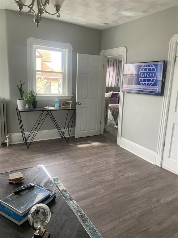 Building Photo - 9 Henry St