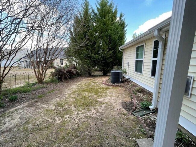 Building Photo - 760 Franklin Mill Trace