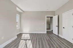 Building Photo - 946 N Main St