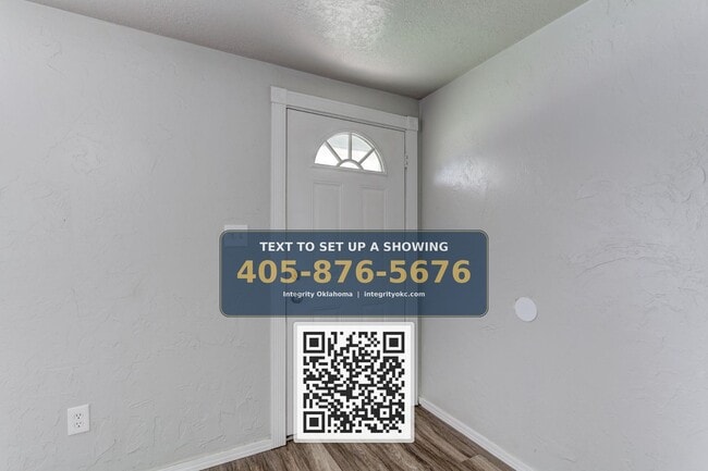 Building Photo - Newly Renovated  4 bedroom 1 bath