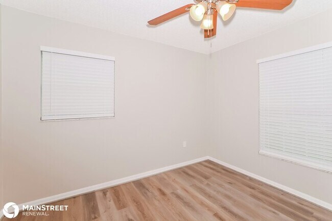 Building Photo - 902 English Oaks Ct
