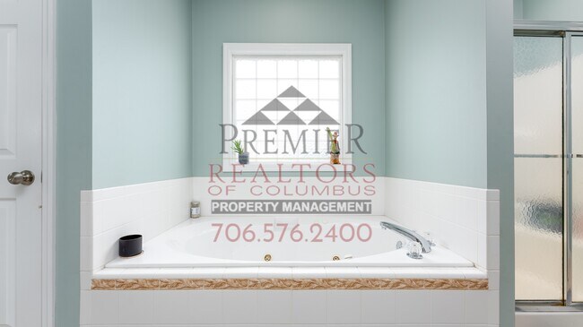 Building Photo - 9230 Garrett Creek Dr