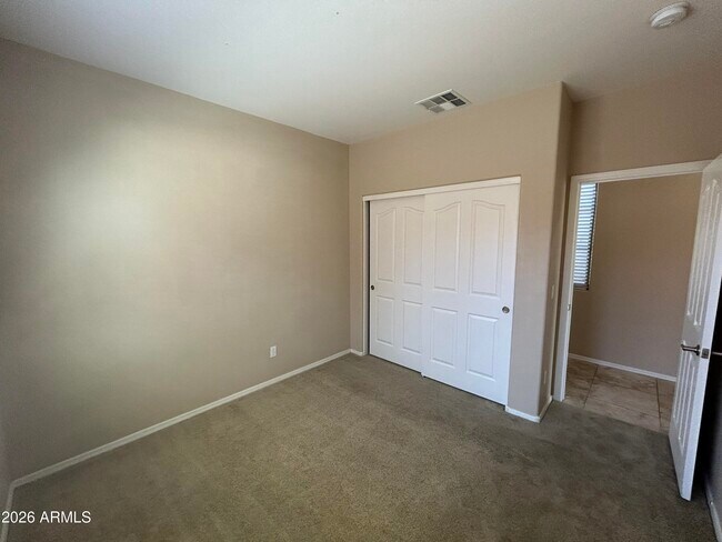 Building Photo - 14551 W Laurel Ln