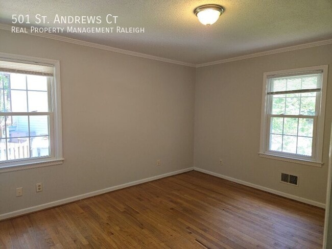 Building Photo - 501 St Andrews Ct