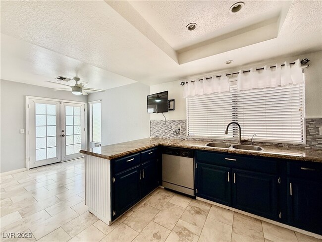 Building Photo - 9009 Feather River Ct