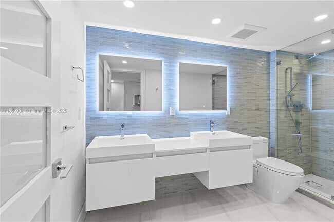 Building Photo - 9801 Collins Ave