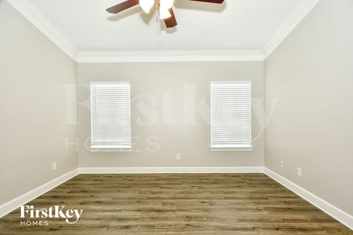 Building Photo - 6957 Sunnywood Dr