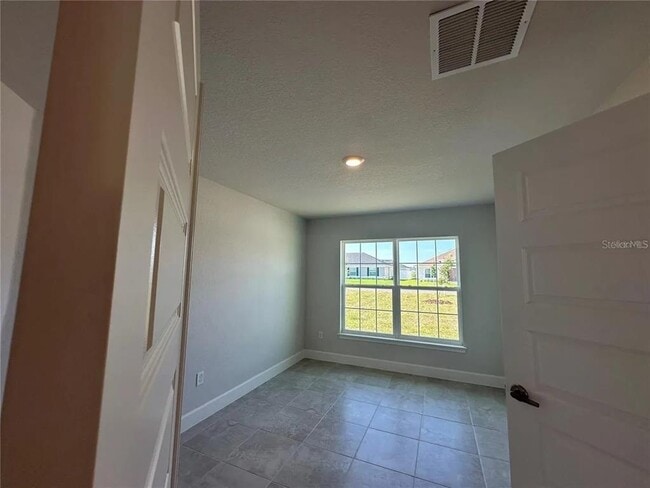 Building Photo - 4984 SW 91st PL
