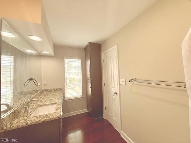 Building Photo - 1617 Woodstock Ct