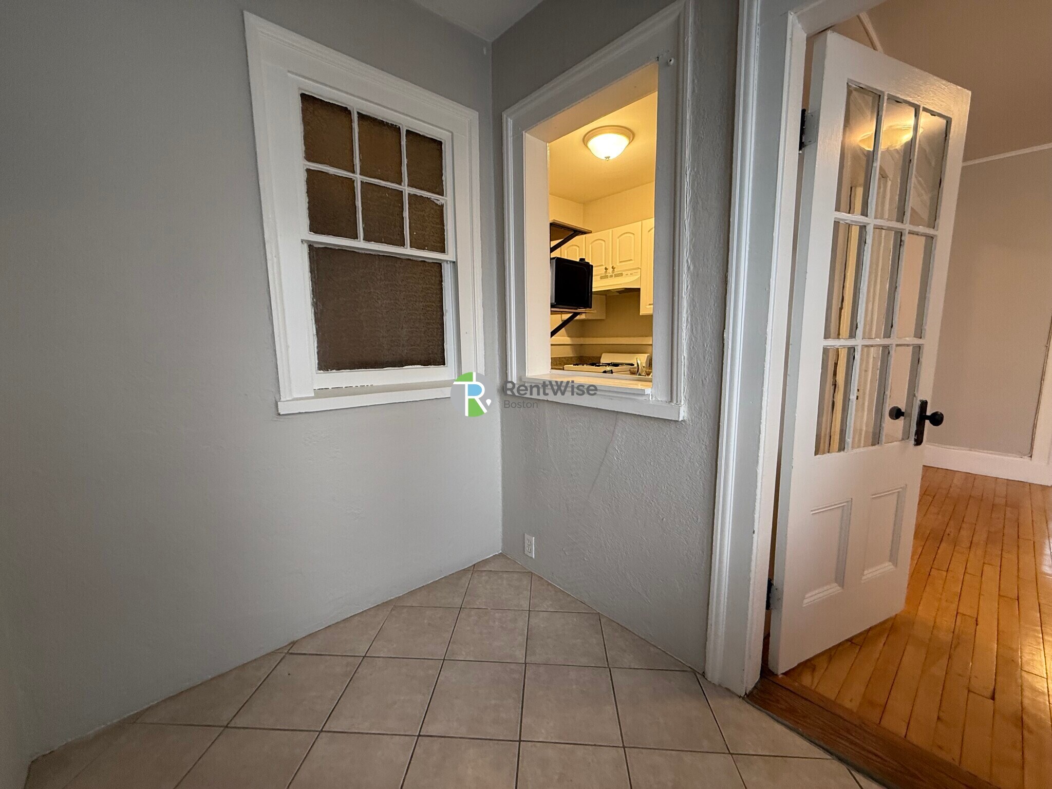 Building Photo - 11 Story St