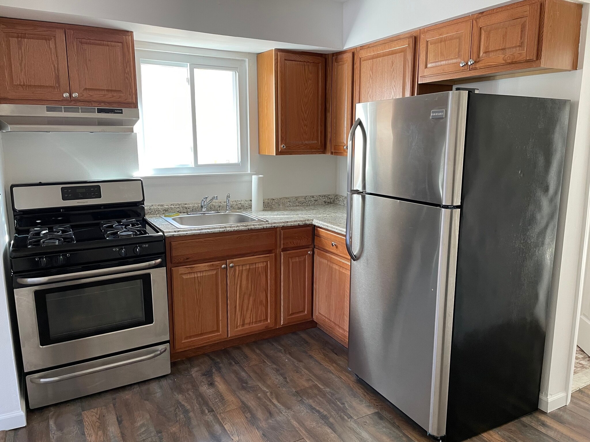 Kitchen - 26 Rose Ln