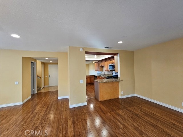 Building Photo - 2631 Cypress Point Dr