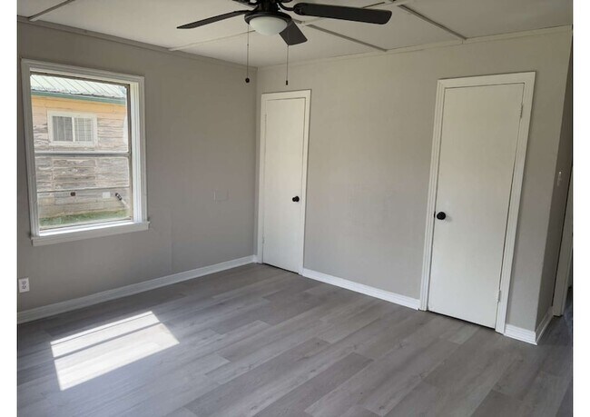 Building Photo - 5934 Southtown St