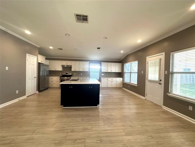 Building Photo - 1333 Rosie Ln