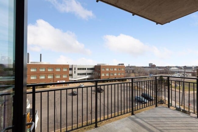 Building Photo - 1240 S 2nd St