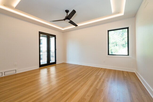 second bedroom - 611 W 49th St