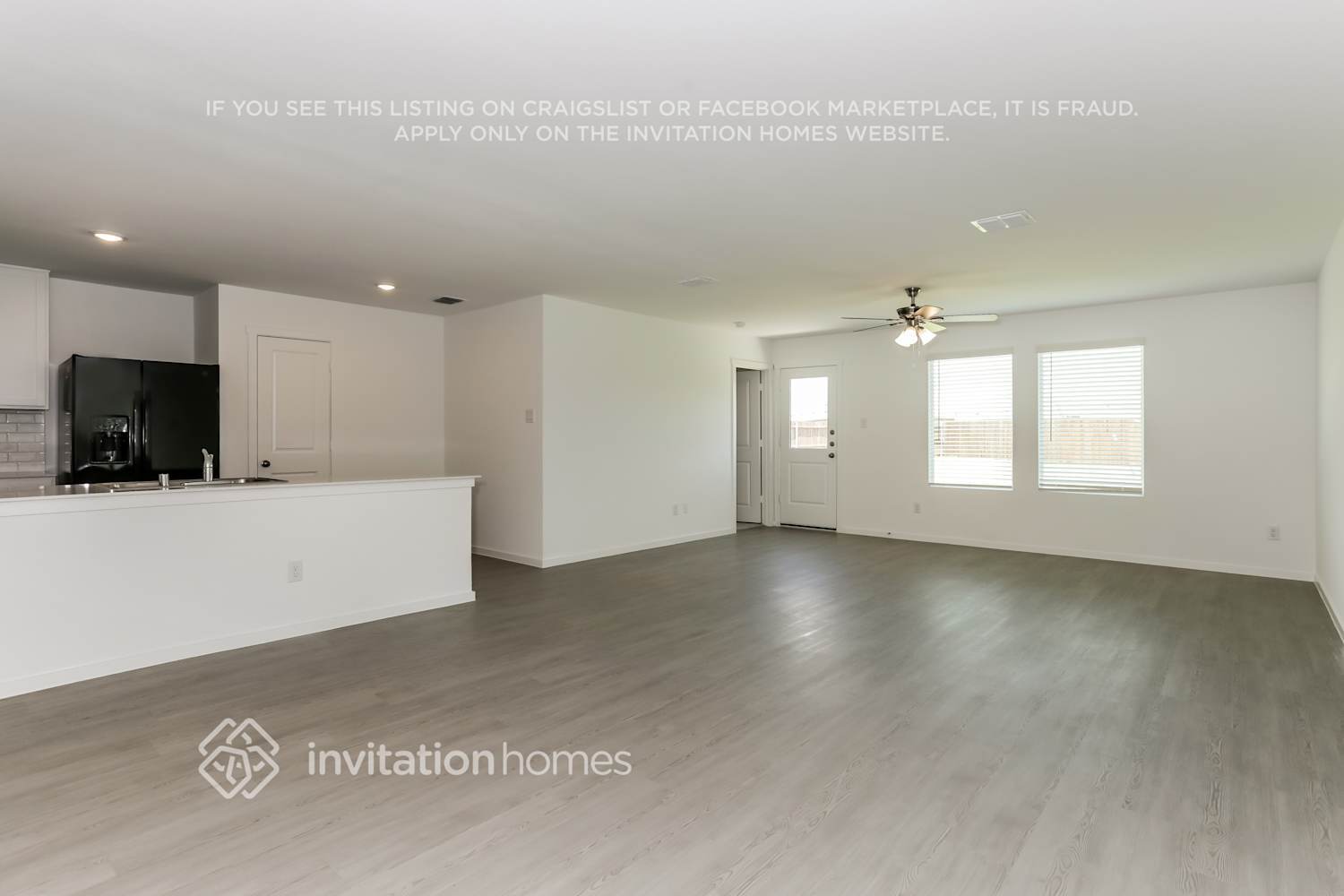 Building Photo - 922 Carrick Dr