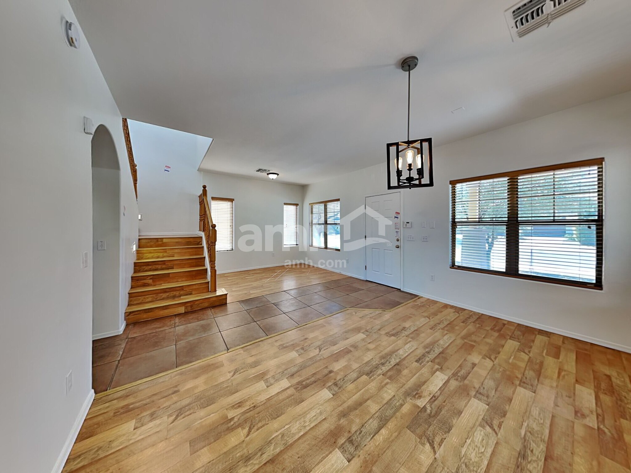 Building Photo - 46 W Camino Espiga