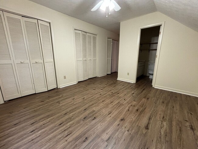Building Photo - 1132 Eagle Cir