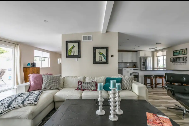 Building Photo - 7114 E Orange Blossom Ln