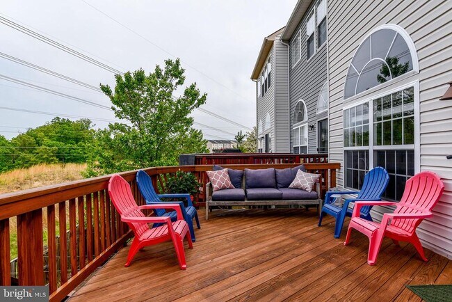 Building Photo - 2372 Battery Hill Cir