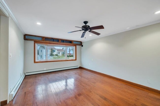 Building Photo - 11 Gardenia Ln