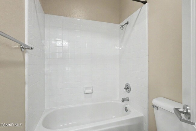 Building Photo - 4614 Via Del Rancho