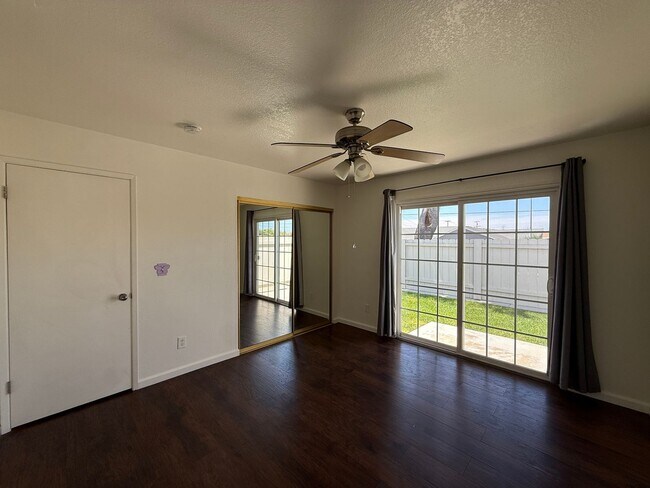 Building Photo - 1623 Point Lobos Ln