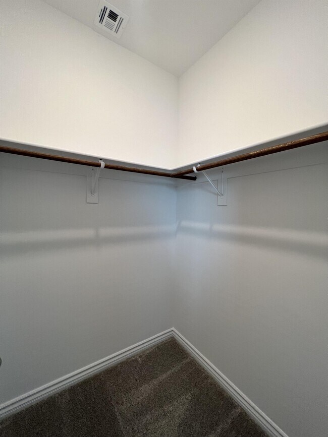 Building Photo - 274 Callen Falls Ave