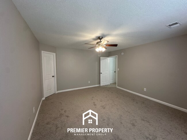 Building Photo - Spacious 3BR Cordova Home with Hardwood Floors, Garage & Fenced Yard