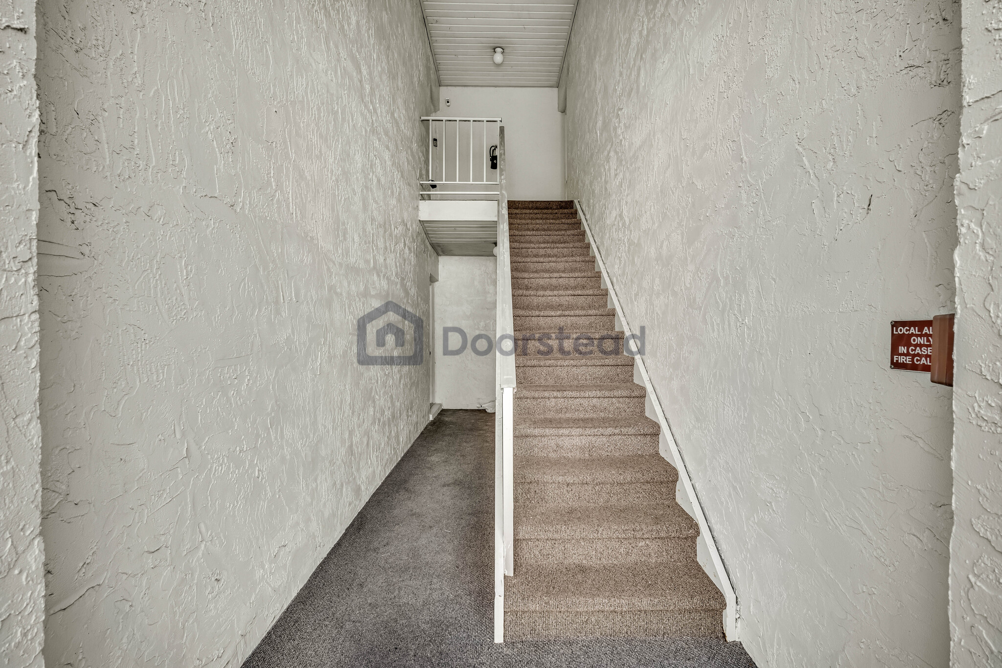 Building Photo - 373 S McMullen Booth Rd