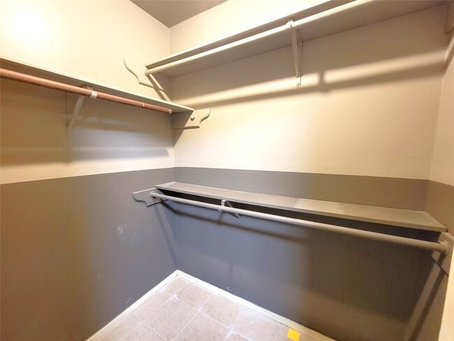 Building Photo - 12811 Stillington Dr