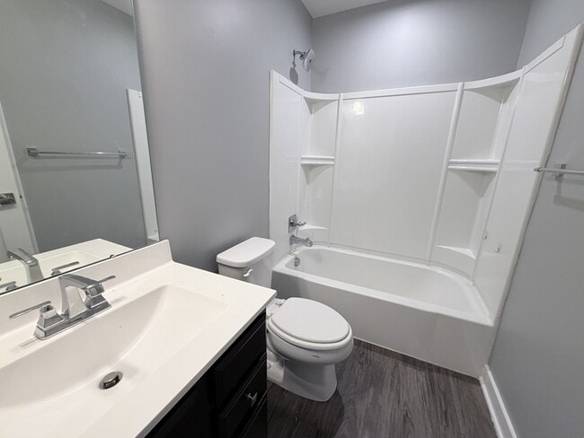 Building Photo - 221 Brittlebrush Dr