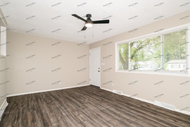 Building Photo - 1140 Baron Ave