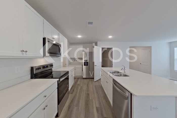 Building Photo - 131 Overstreet Way