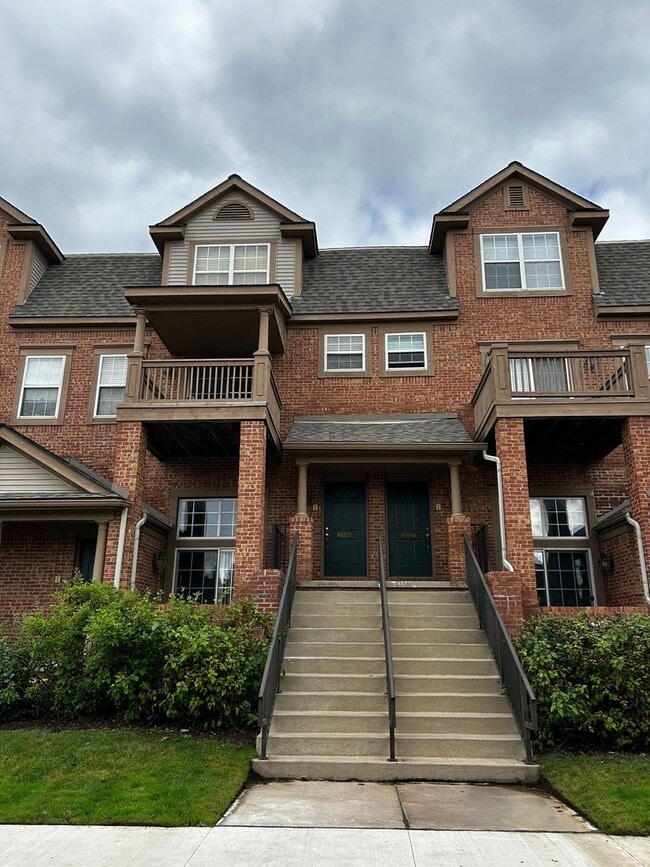 Building Photo - Barclay Way 2 Bed/2.5 Bath Condo For Rent ...