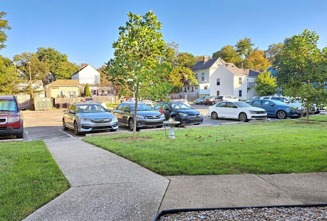Building Photo - 1423 E Breckinridge St