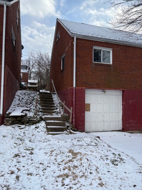 Building Photo - 3107 Idaho St