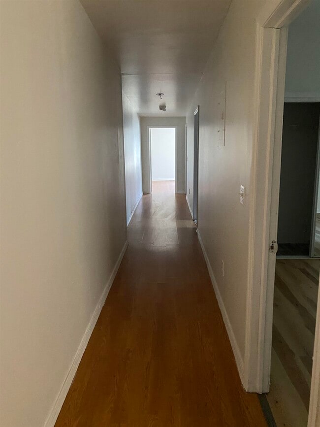 Building Photo - 106 Ocean Ave