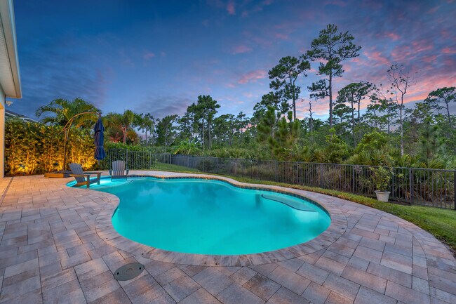 Building Photo - 4720 SW Ardsley Dr