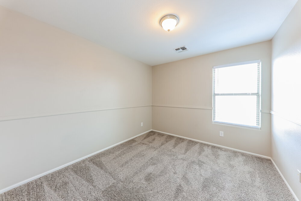 Building Photo - 2534 W Blue Sky Dr